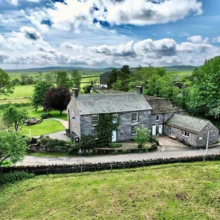 Stunning Barn Minutes From The Lake District Penrith Exterior photo