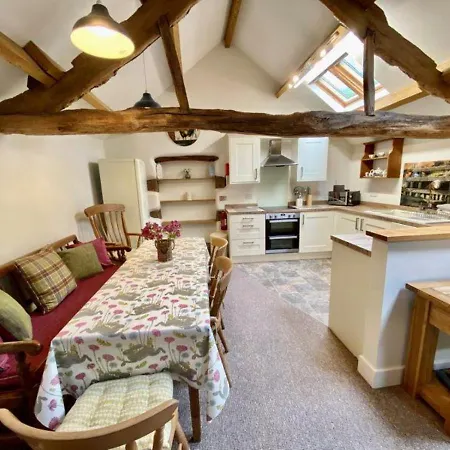 Stunning Barn Minutes From The Lake District Penrith Exterior photo